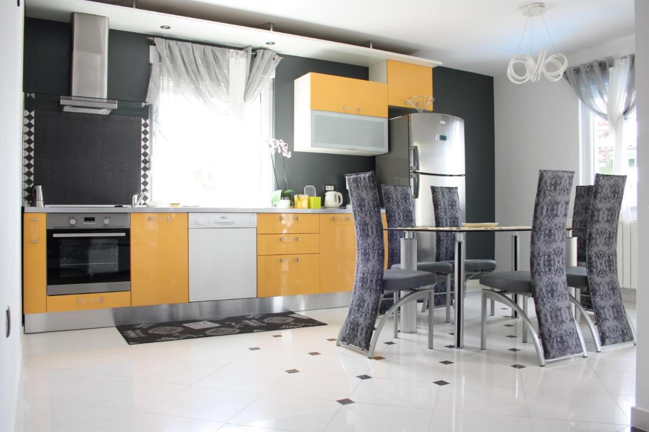 Lux Villa 里耶卡 外观 照片
